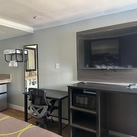 Super 8 By Wyndham Redlands/San Bernardino Exterior foto