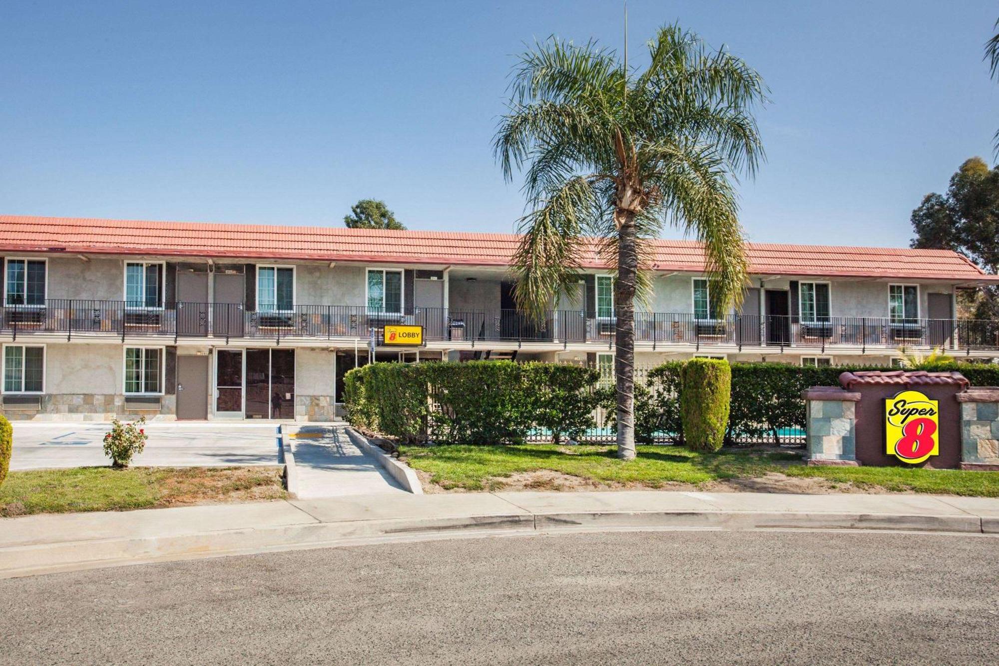 Super 8 By Wyndham Redlands/San Bernardino Exterior foto