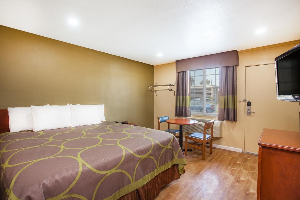 Super 8 By Wyndham Redlands/San Bernardino Exterior foto